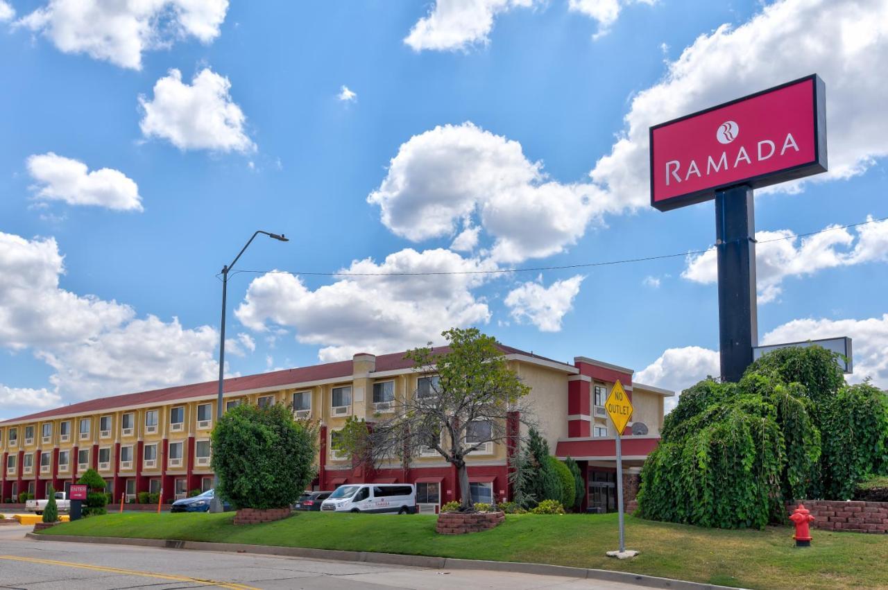 Ramada By Wyndham Oklahoma City Airport North Exterior photo